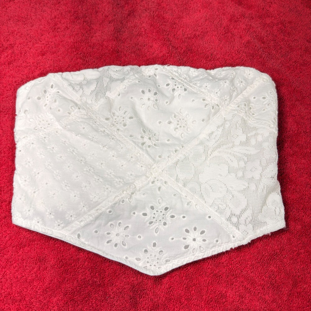 Kirious Los Angeles White Eyelet Lace Tube Top Smocked Handkerchief Hem Small